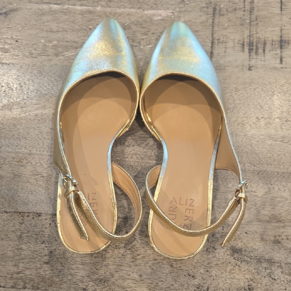 Naturalizer Gold Heels